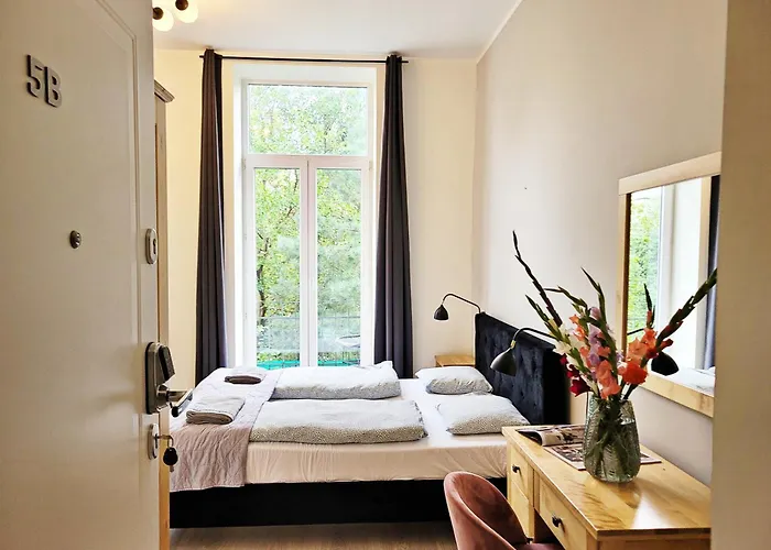 Aparthotel Dream Main Station 3*