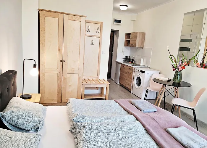 Dream Main Station Aparthotel