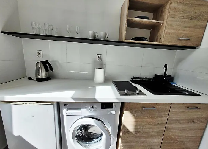 Dream Main Station Aparthotel 3*