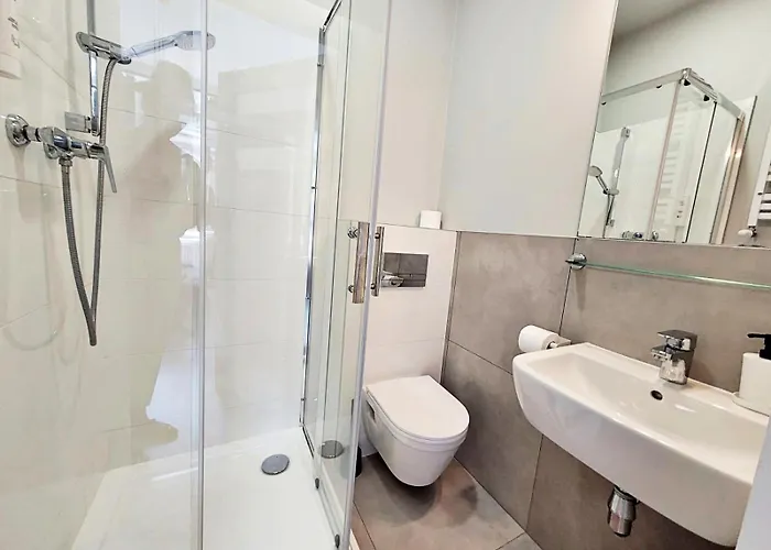 Dream Main Station Aparthotel 3*