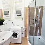 Dream Main Station Aparthotel 3*