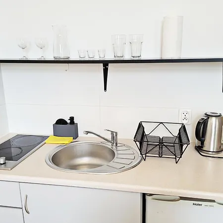 Aparthotel Dream Main Station 3*