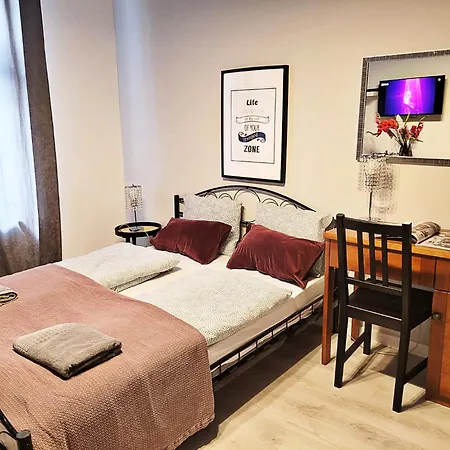 Dream Main Station 3*