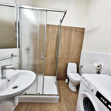 Aparthotel Dream Main Station 3*