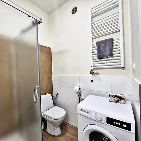 Aparthotel Dream Main Station 3*