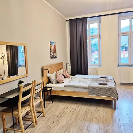 Apart-hotel Dream Main Station 4*