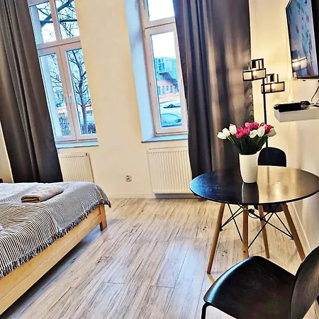 Dream Main Station アパートホテル クラクフ