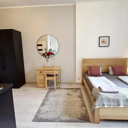 Dream Main Station Aparthotel