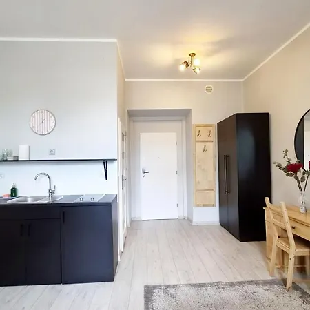 Dream Main Station Aparthotel 3*