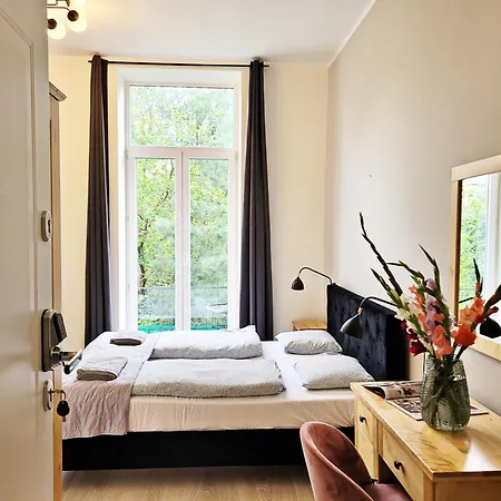 Apart-hotel Dream Main Station 3*